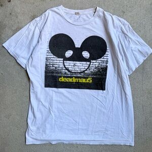 Vintage DeadMau Y2K White EDM Music Rave DJ Techno Tshirt L 22x28